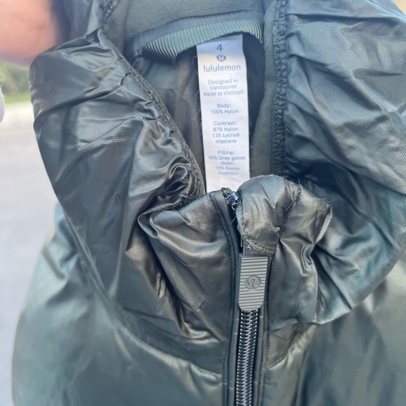 Lululemon Green Puffer Vest - Picture 3 of 3